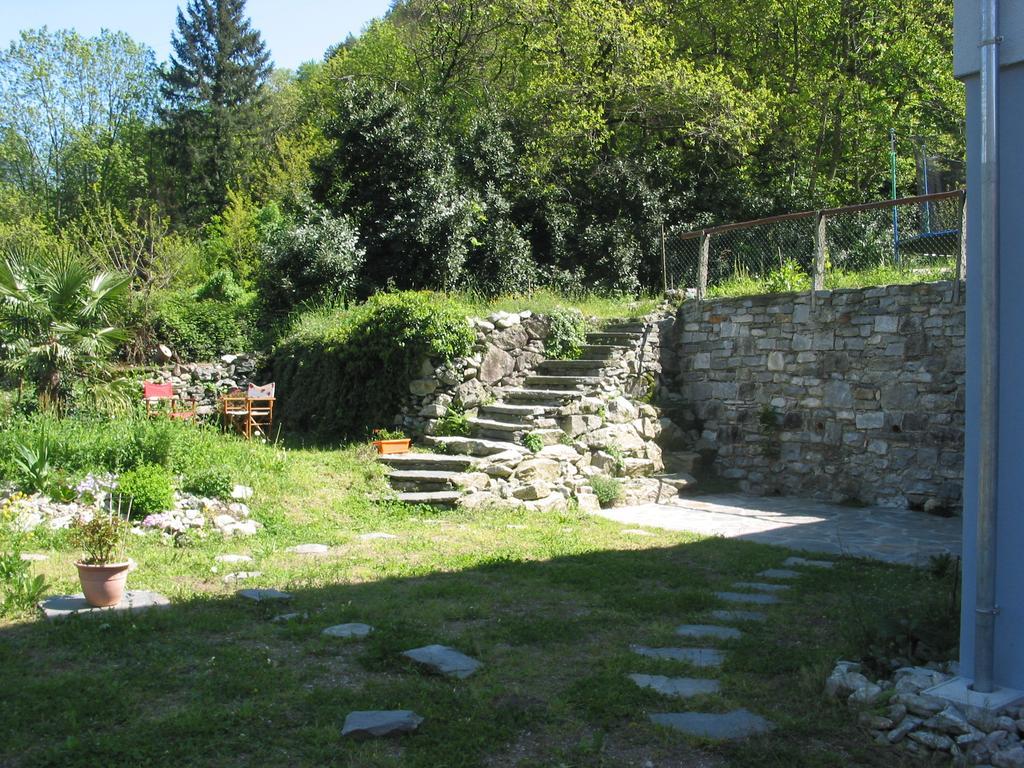 Casa In Koenigs Garten Intragna Buitenkant foto